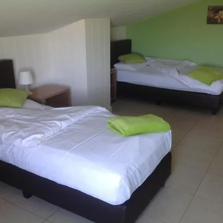 Koolhof نيوبورت